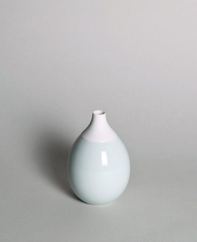 Porzellanvase_farbig_porcelain_vase_colour-mint