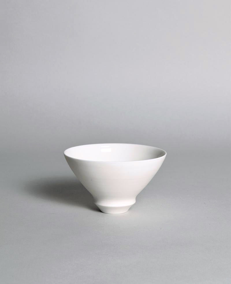Porcelain_handmade_teacup_tableware